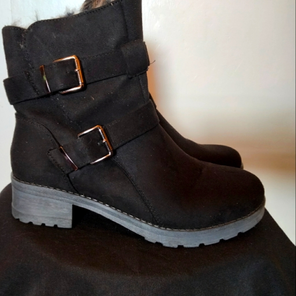 Heeled faux fur boots
